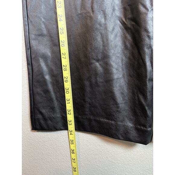 EXPRESS Size 0R Women's Black‎ High Rise Vegan Leather Pants Cropped Flare NEW - Picture 8 of 12